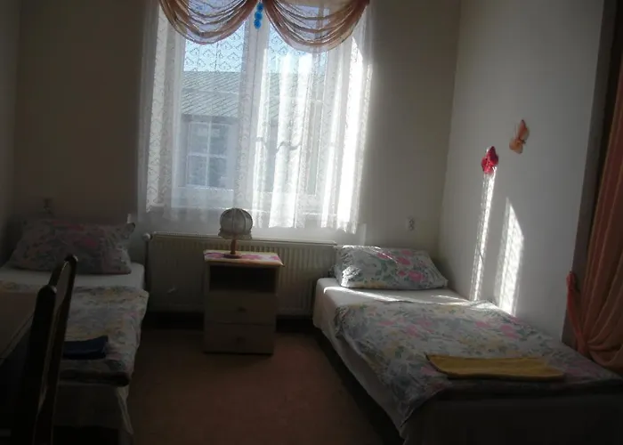 Marika 招待所 海布